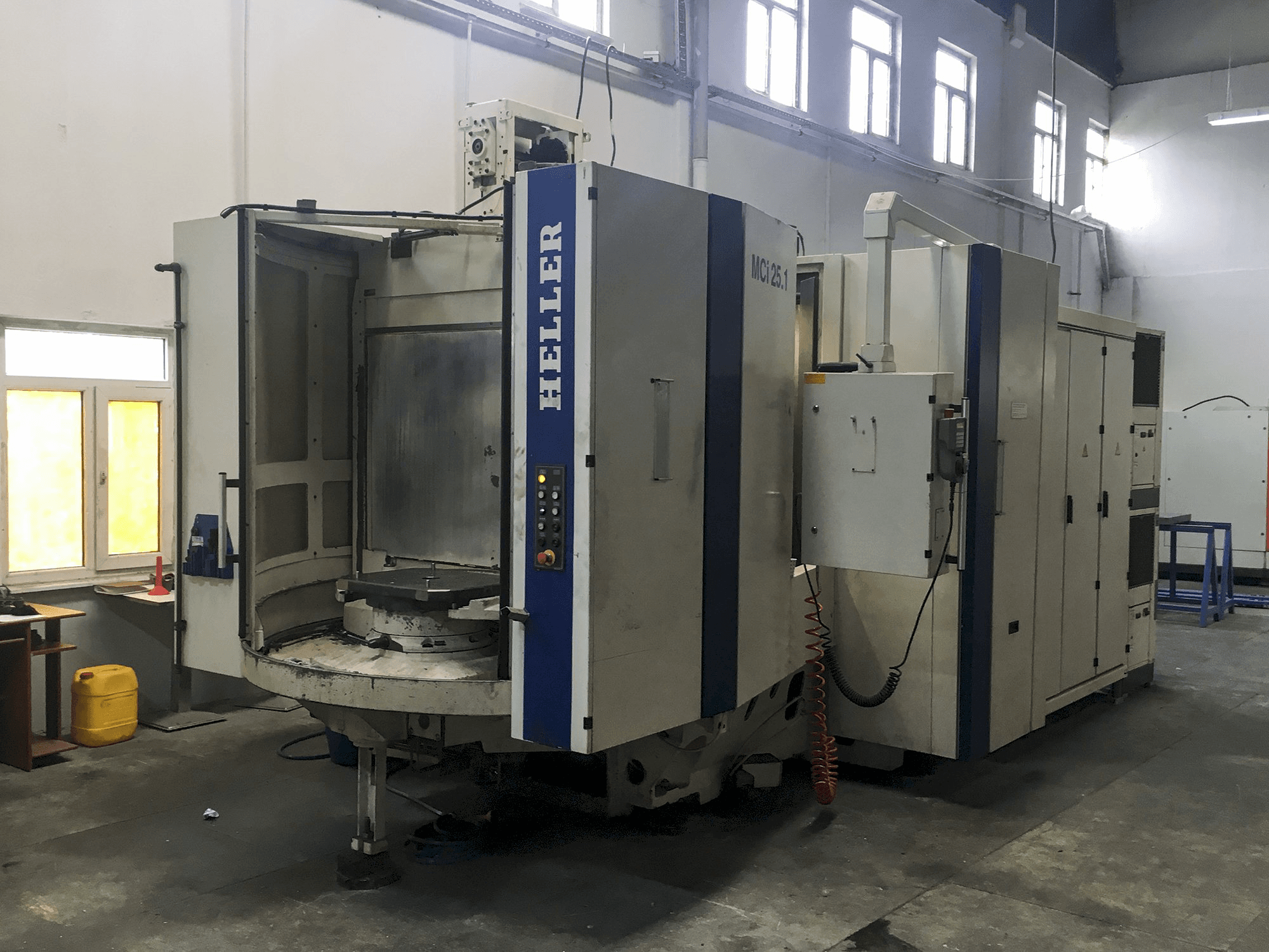 Left view of HELLER MCi 25 Machine