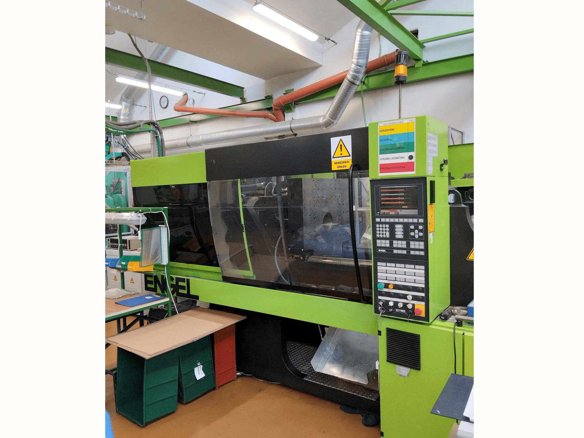 Front view of Engel Victory 750/150 Tech machine