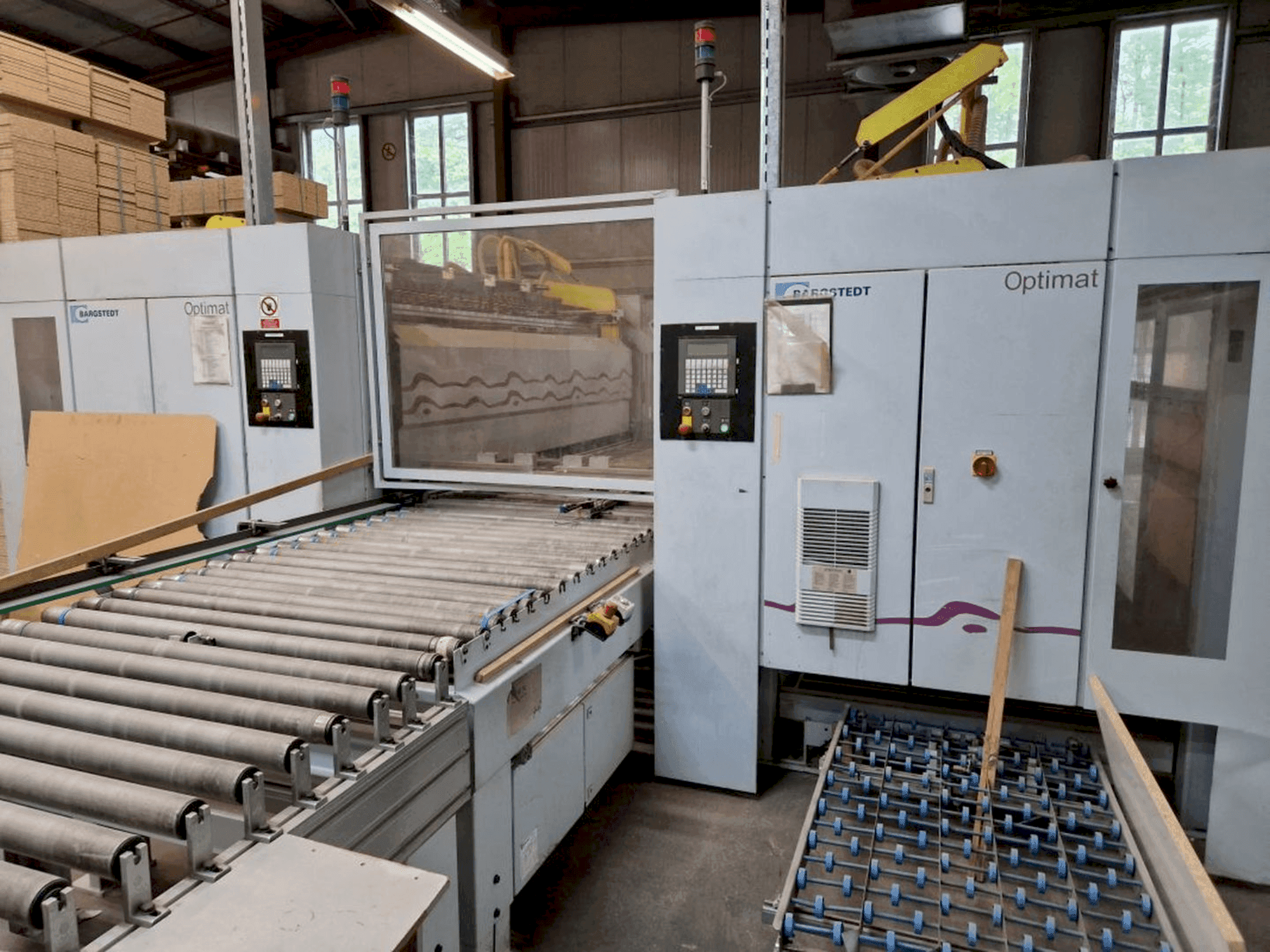 Front view of BÜRKLE FFAII 1300 machine