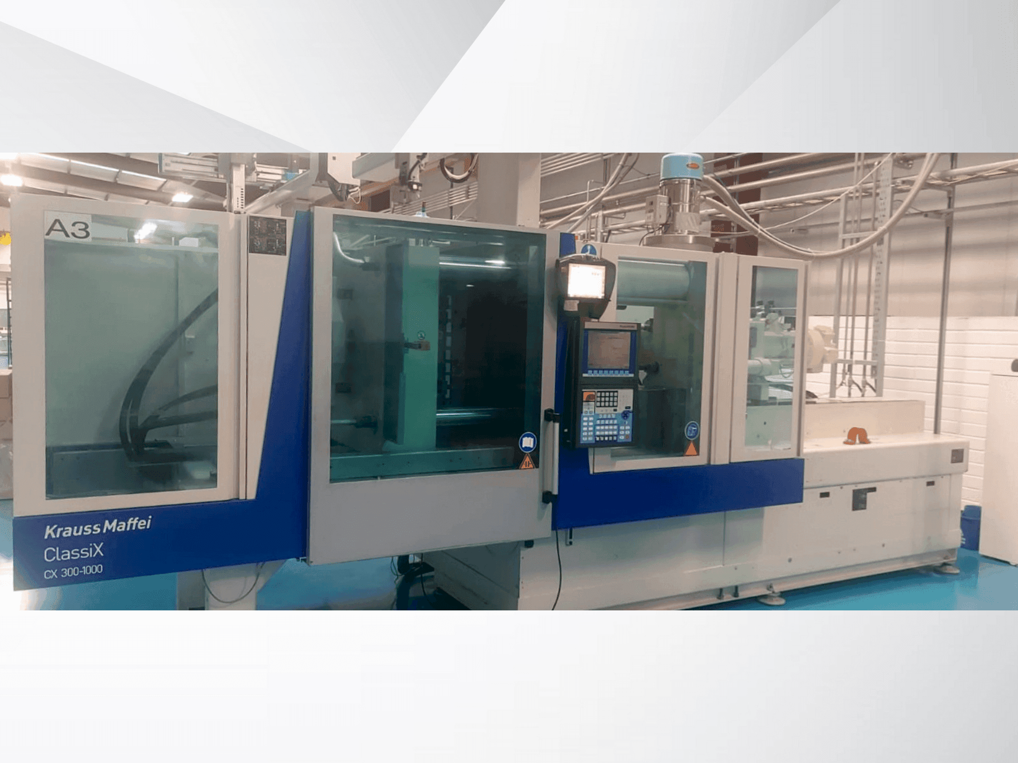 Front view of Krauss Maffei ClassiX 300-1000 CX machine