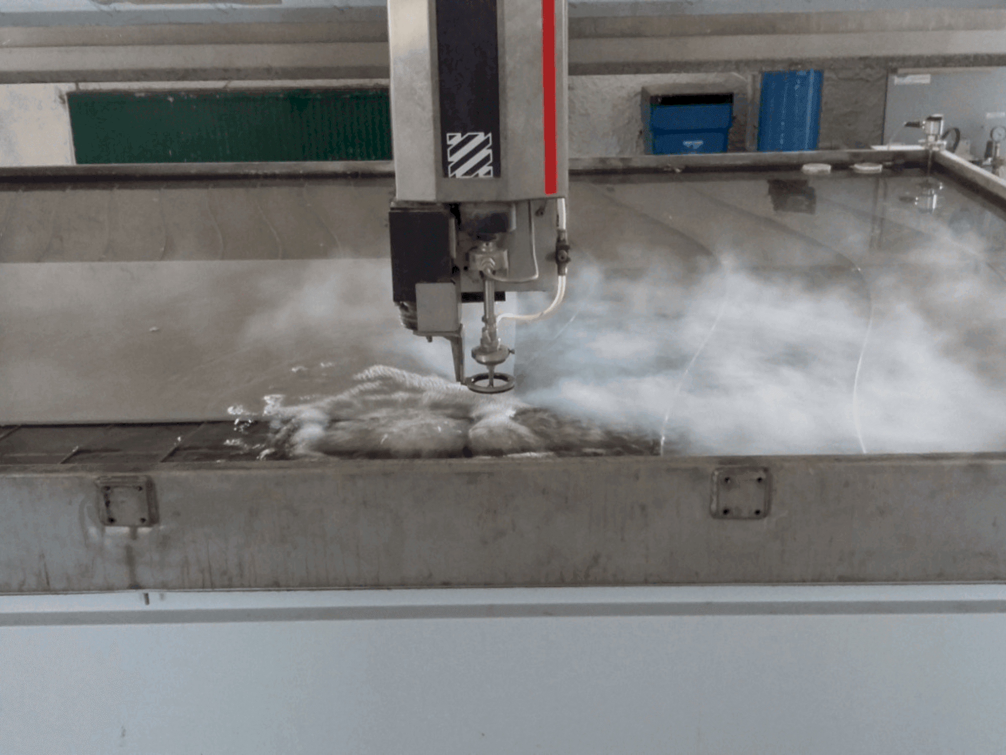 Working room of Intermac primus 322 (2014) machine