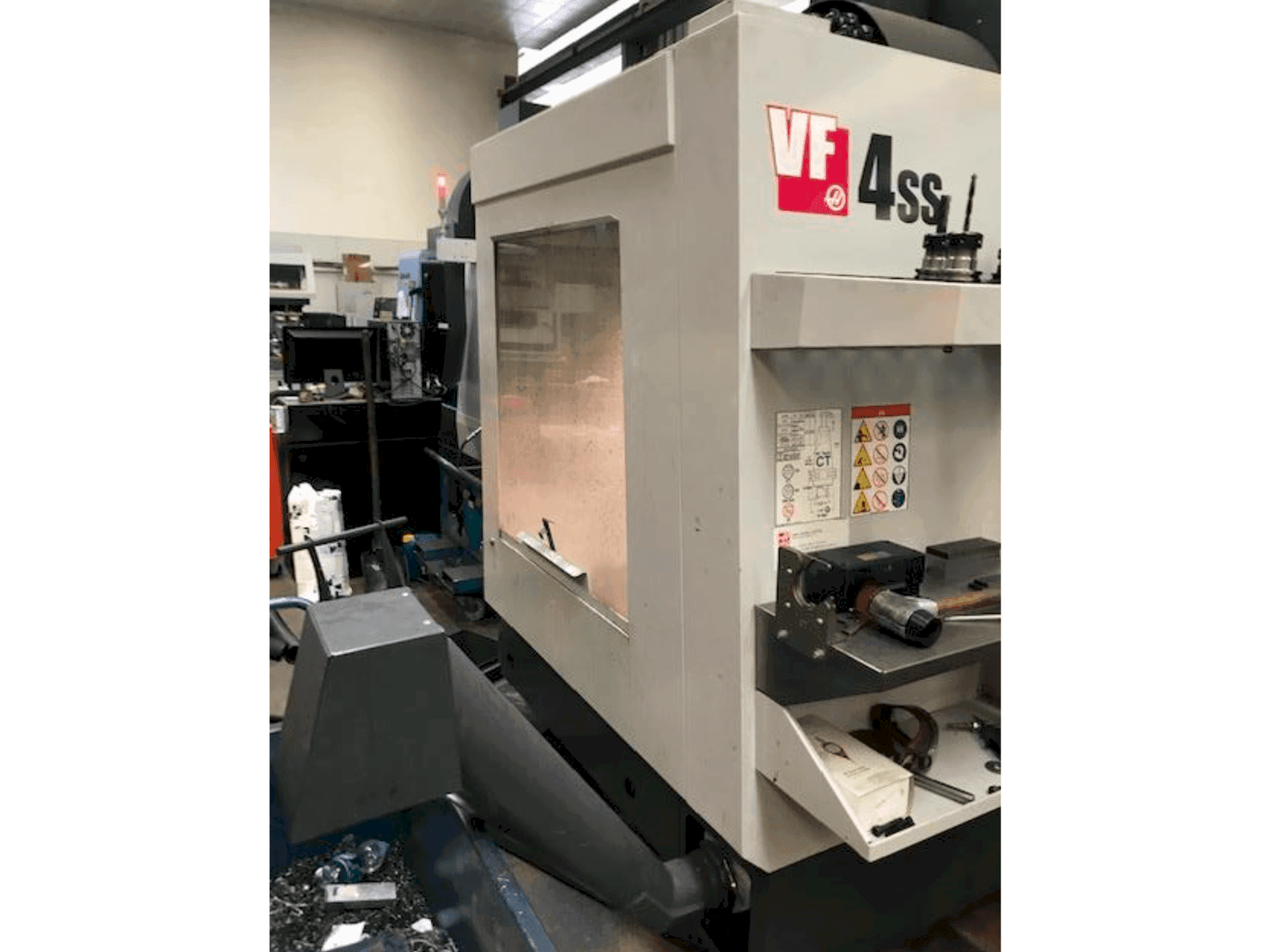 Left side view of HAAS VF 4 SS machine