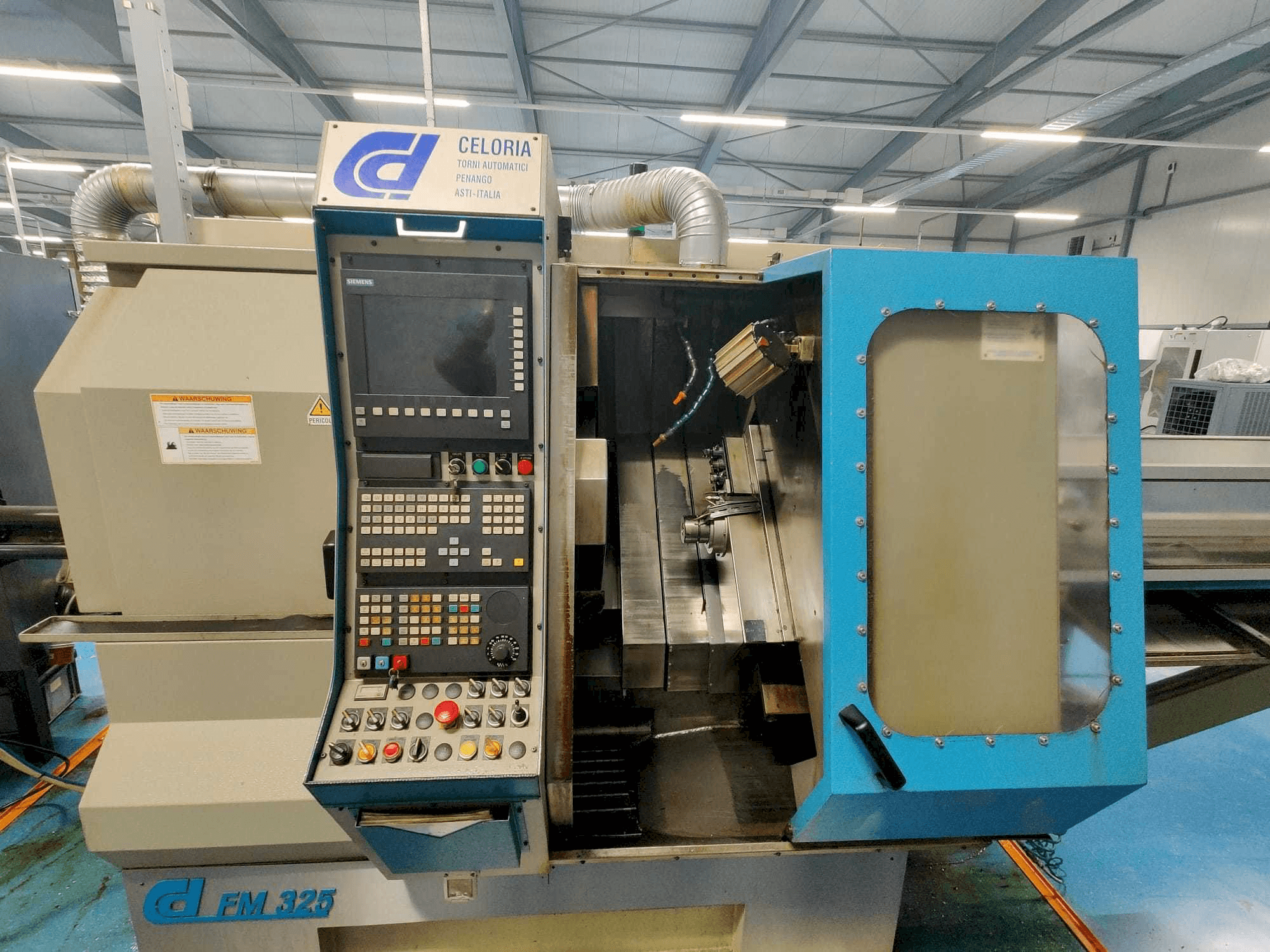 Front view of Celoria CD/FM 325 machine