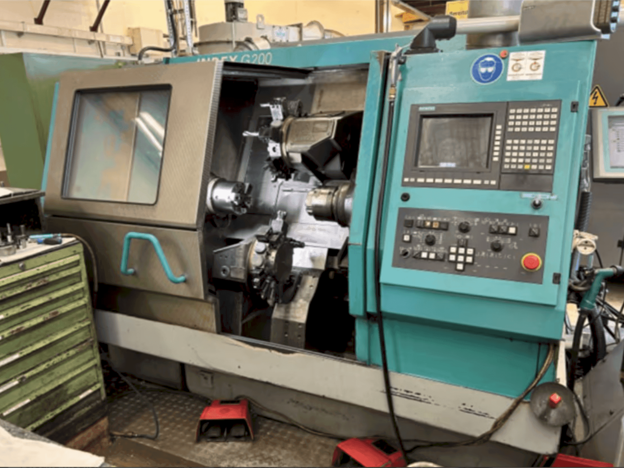 Front view of Index G200 C machine